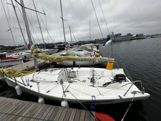 Beneteau Platu 25 2kW