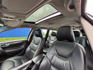 Volvo XC70 Summum AWD 2.4 D5 136kW