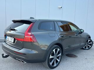 Volvo V60 Cross Country AWD Inscription KERS 2.0 145kW