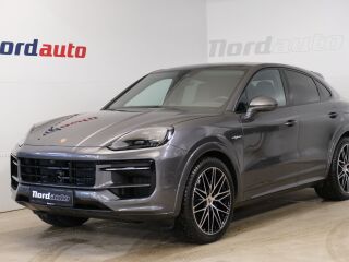 Porsche Cayenne E-Hybrid 3.0 224 kW
