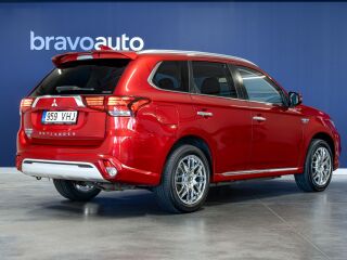 Mitsubishi Outlander Pistikhübriid   / elekter Petrol 99kW
