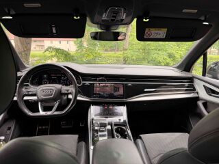 Audi SQ7 4.0 320кВ