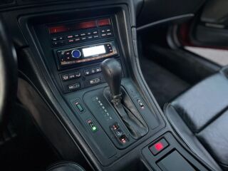 BMW 850 5.0 V12 220кВ