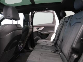 Audi Q7 50TDI Quattro S-line 3.0 TDI 210kW