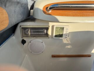 Finnmaster 6400 ROYAL CRUISER OC D1.7L DTI 112кВ