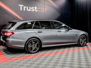 Mercedes-Benz E 300 AMG Designo 2.0 143kW