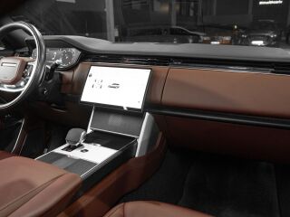 Land Rover Range Rover 4.4 390kW