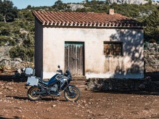 CFMOTO 800MT 67kW