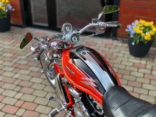 Harley-Davidson VRSCSE Screamin' Eagle CVO V-Rod V2 Revolution 92kW