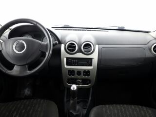 Dacia Logan Comfort 1.6 77кВ