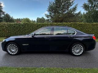 BMW 740 3.0 225кВ