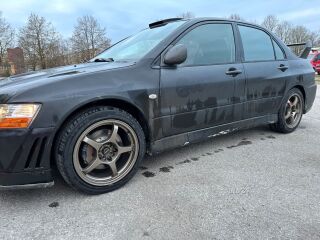 Mitsubishi Lancer Evolution 7 RS 2.0 206kW
