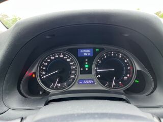 Lexus IS 250 2.5 V6 153кВ