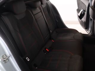 Mercedes-Benz A 180 AMG 1.3 R4 100kW