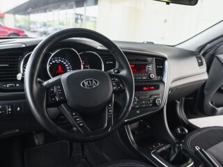 Kia Optima LX Plus 2.0 R4 121kW