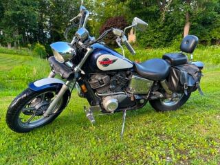 Honda VT 1100 v2 44kW