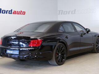 Bentley Flying Spur Hybrid 2.9 575kW