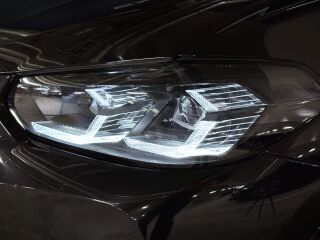 BMW X3 xDrive 30i M-Sportpakett 2.0 180kW