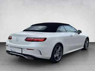 Mercedes-Benz E 220 AMG Cabrio 2.0 143kW