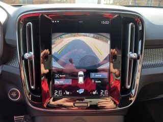 Volvo XC40 R-DESIGN INTELLI SAFE PRO GEARTRONIC RECHARGE 1.5 T5 Twin-Engine PLUG-IN-HYBRID 60 + 132kW