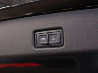 Audi Q5 SUV S line TDI quattro 2.0 150kW