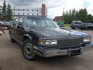 Cadillac DeVille D Elegance V8 4.1 97kW