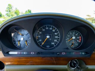 Mercedes-Benz 450 4.5 V8 185kW