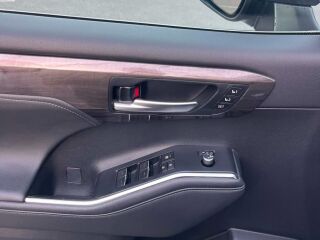 Toyota Highlander PREMIUM 2.5 140kW