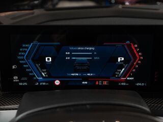 BMW XM 4.4 V8 480кВ