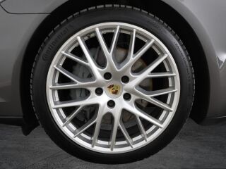 Porsche Panamera 4S 2.9 324kW