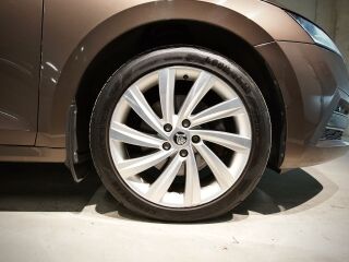 Skoda Octavia ELEGANCE 4X4 2.0 TDI 147kW