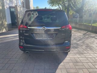 Opel Zafira Sport Tourer 2.0 R4 TDCI 121kW