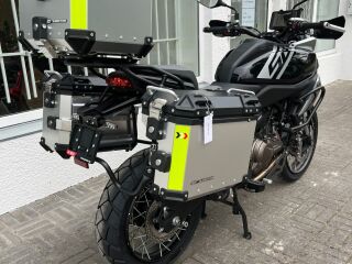 QJ Motor SRT 600 SX kohvritega 41kW