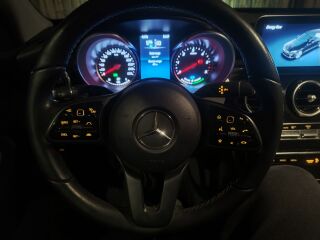 Mercedes-Benz C 300 2.0 225kW