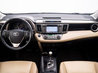 Toyota RAV4 2.0 111кВ