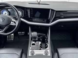 Volkswagen Touareg R-Line Facelift 3.0 170kW