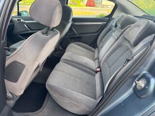 Peugeot 407 2.0 D 100кВ