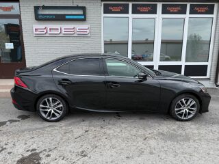 Lexus IS 300 2.0 180кВ