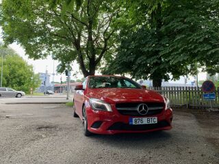 Mercedes-Benz CLA 180 1.6 90kW