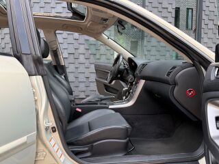 Subaru Outback Premium Edition 2.5 121кВ