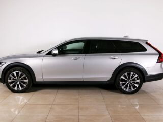 Volvo V90 Cross Country AWD PLUS BRIGHT INTELLI SAFE PRO 2.0 B4 KERS Mild Hybrid 145kW