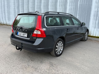 Volvo V70 Facelift Momentum 2.0 R5 D3 120kW