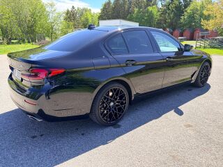 BMW 530 E XDRIVE 2.0 190кВ