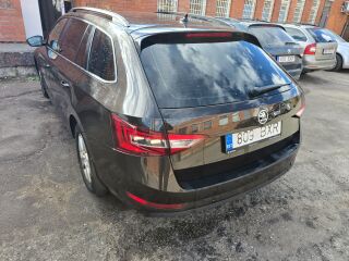 Skoda Superb 2.0 140kW