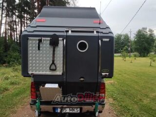 Toyota Hilux + Azar4 Offroad autoelamu kastikale 2.5 88кВ