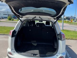 Toyota RAV4 2.5 R4 2.5 Hybrid R4 16V DOHC VVT-i 114kW