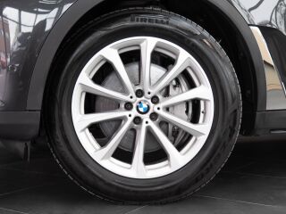 BMW X7 xDrive40i 3.0 245kW
