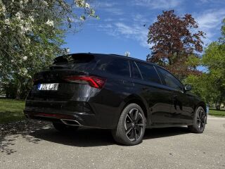 Skoda Octavia VRS iV 1.4 180кВ