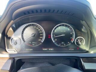 BMW 750 Li 4.4 V8 300kW