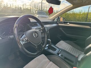Volkswagen Passat Highline 1.8 132kW